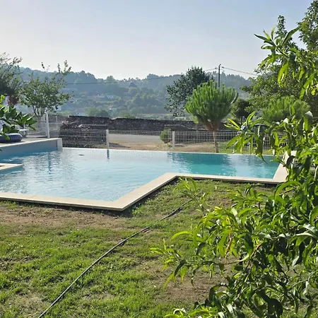 Fernandes House * Paredes de Coura