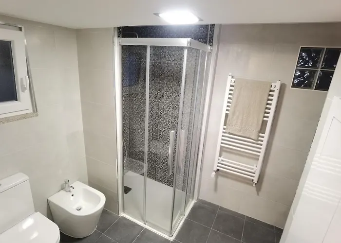 Fernandes House Проживание в семье Паредиш-ди-Кора